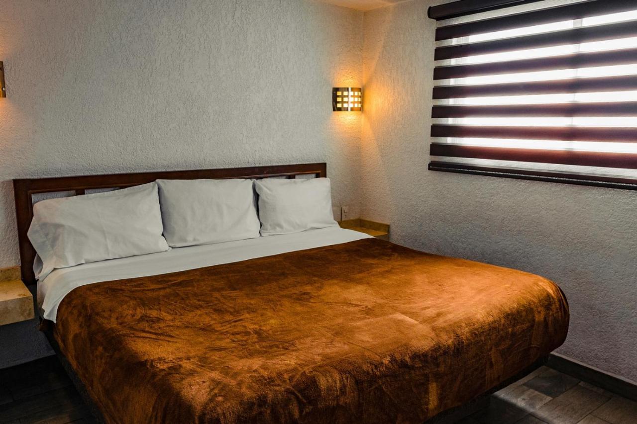 Hotel Azucena ウアマントゥラ エクステリア 写真