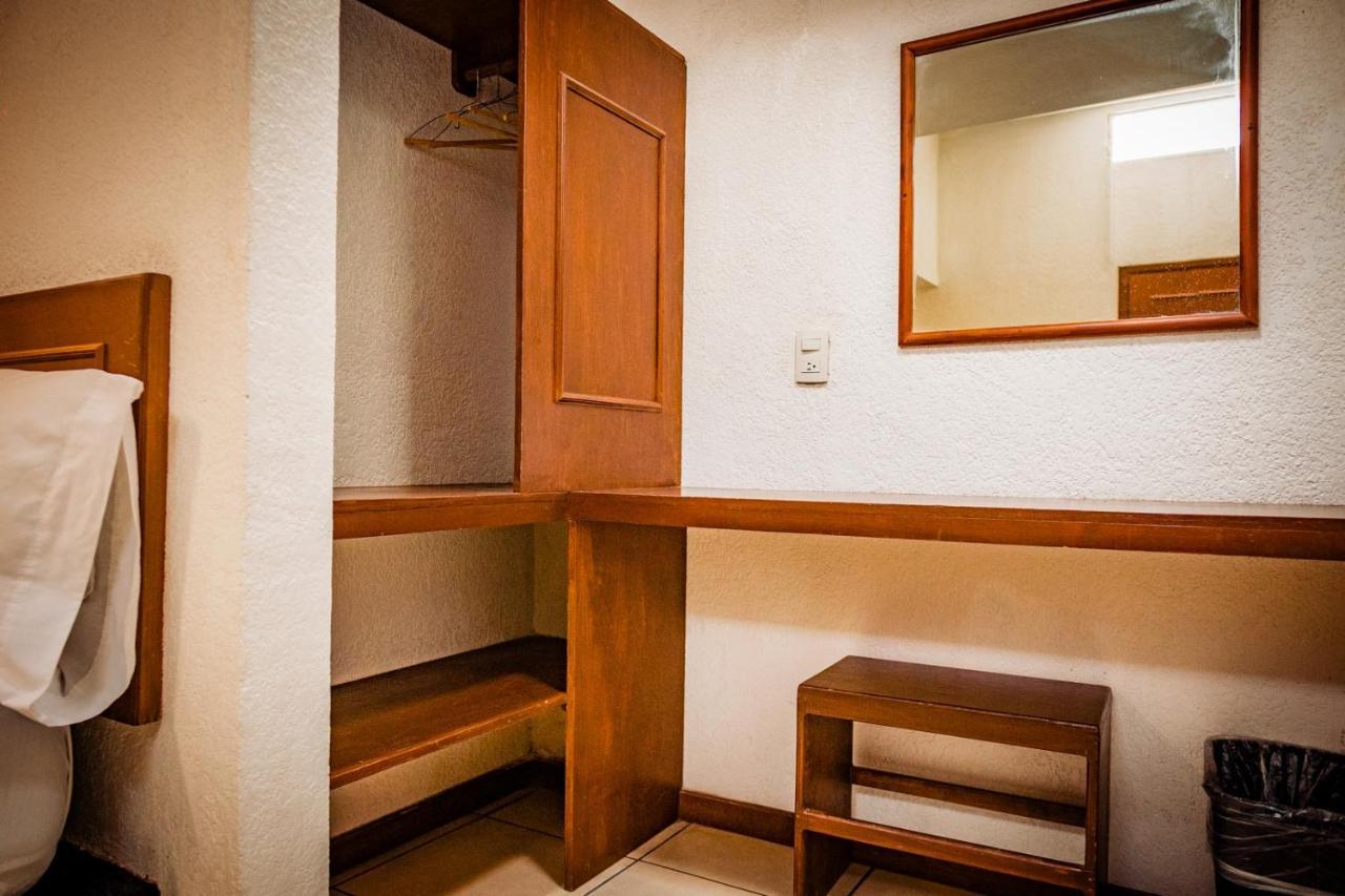 Hotel Azucena ウアマントゥラ エクステリア 写真